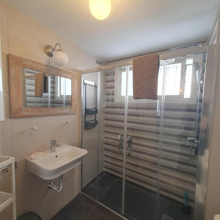 Erisa 1 a dos calles de la playa! - Apartamento de 1 dormitorio - 18