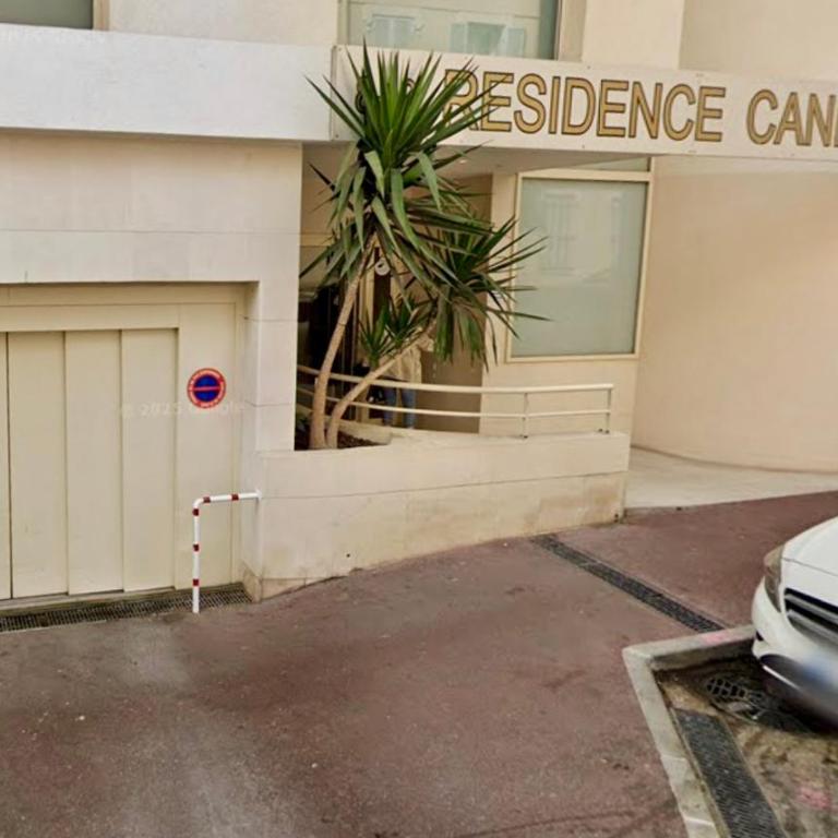 Le Stelia T2 6min gare, 8 min palais et plages, Parking privé - Appartement 1 Chambre - 24