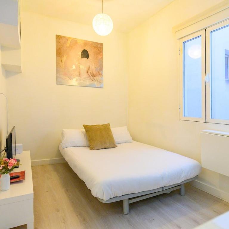 TEMPORAL apartment 1 bedroom flat a few metres from the city centre AMA2721 - One-Bedroom Apartment - 6