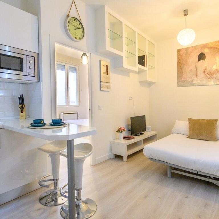 TEMPORAL apartment 1 bedroom flat a few metres from the city centre AMA2721 - One-Bedroom Apartment - 13