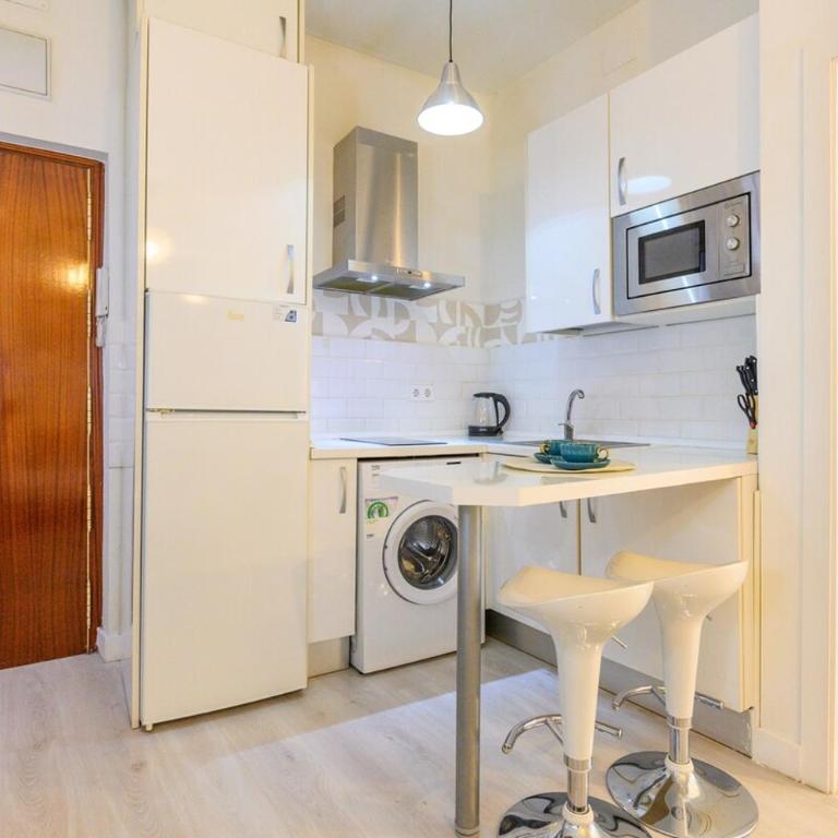 TEMPORAL apartment 1 bedroom flat a few metres from the city centre AMA2721 - One-Bedroom Apartment - 38