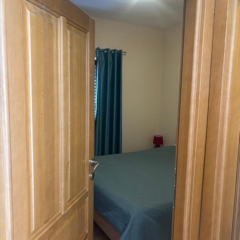 Apartments Samardzic - One-Bedroom Apartment with Balcony and Sea View - 14