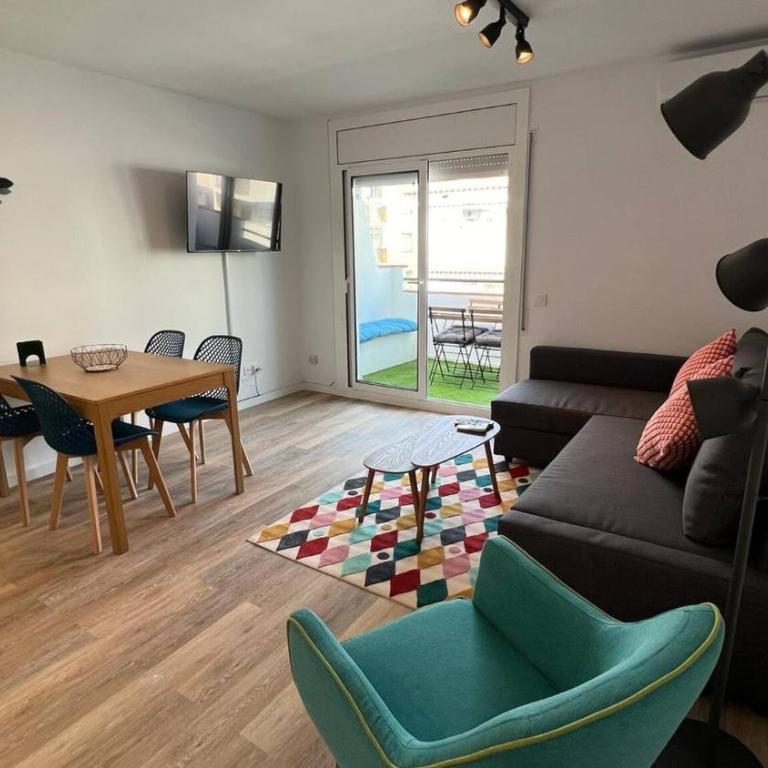 Precioso apartamento reformado en Roses AV-15 - Two-Bedroom Apartment - 2