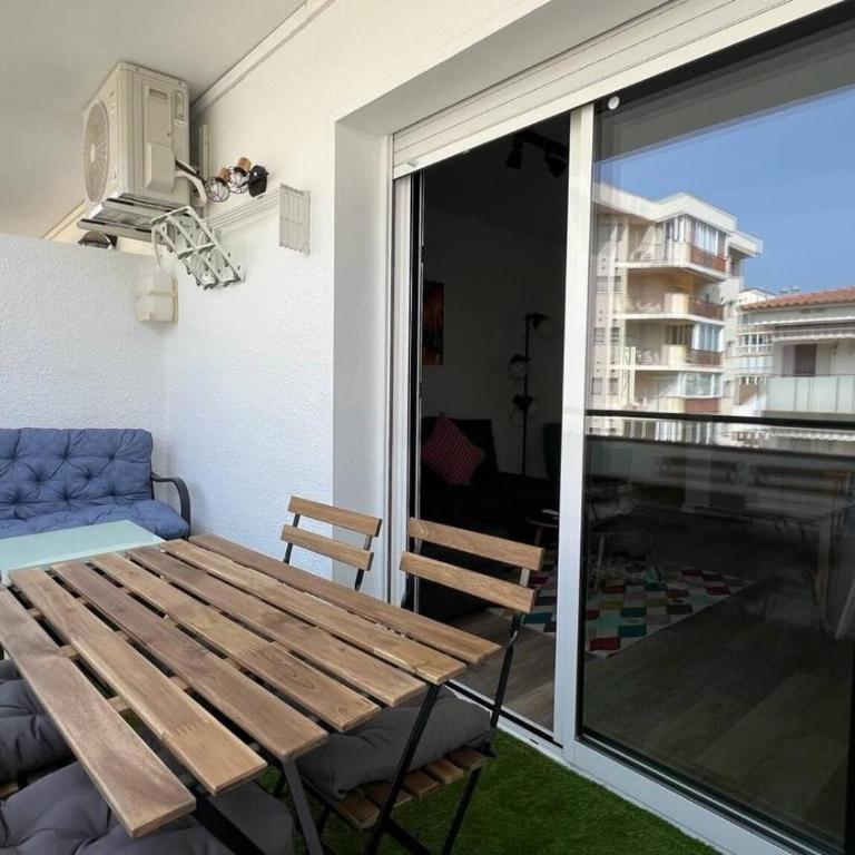 Precioso apartamento reformado en Roses AV-15 - Two-Bedroom Apartment - 12