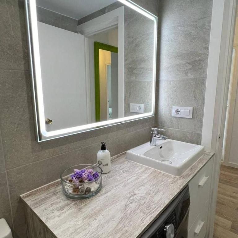 Precioso apartamento reformado en Roses AV-15 - Two-Bedroom Apartment - 21