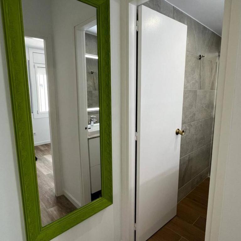 Precioso apartamento reformado en Roses AV-15 - Two-Bedroom Apartment - 25