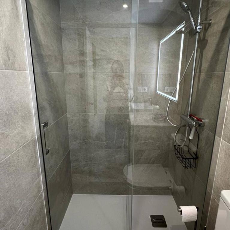 Precioso apartamento reformado en Roses AV-15 - Two-Bedroom Apartment - 32