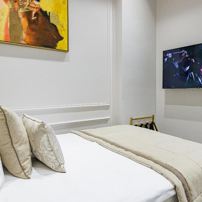 Hotel Balkan - Standardna Jednokrevetna Soba - 9