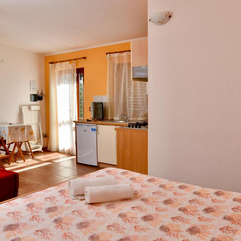 Agriturismo Ezzi Mannu - Monolocale Familiare - 4