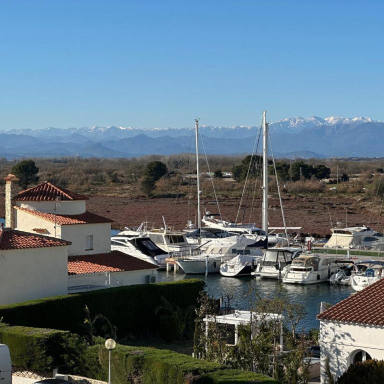 Bonito piso con preciosas vistas AV-32 - Two-Bedroom Apartment - 4