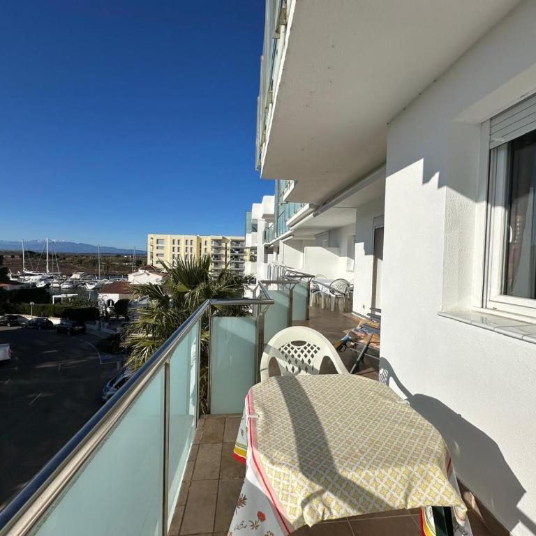 Bonito piso con preciosas vistas AV-32 - Two-Bedroom Apartment - 11