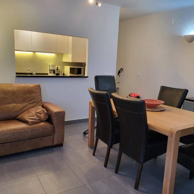 Apartamento primera línea Roses con vistas al mar AV-09 - Apartamento de 3 dormitorios - 6