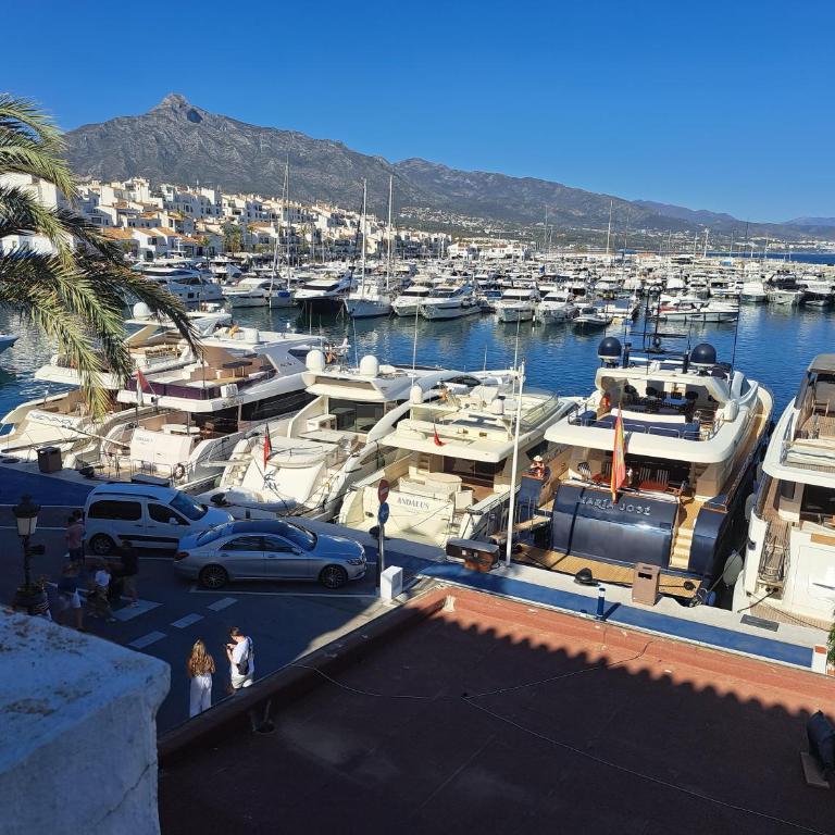 Huge penthouse with private suites shared terrace and kitchen BEST VIEWS - Quadruple Room with Sea View - 1