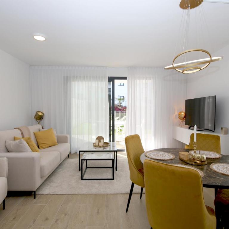 Estepona West Luxury Apartment LEONA - Two-Bedroom Apartment - 18