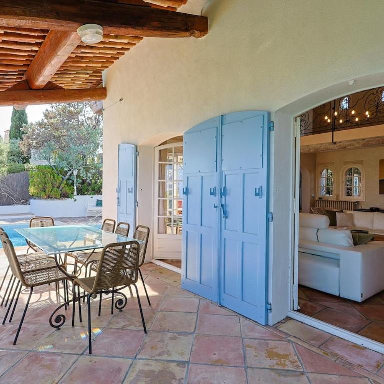 Villa avec vue panoramique et piscine à Saint-Raphael - Villa Deluxe - 10