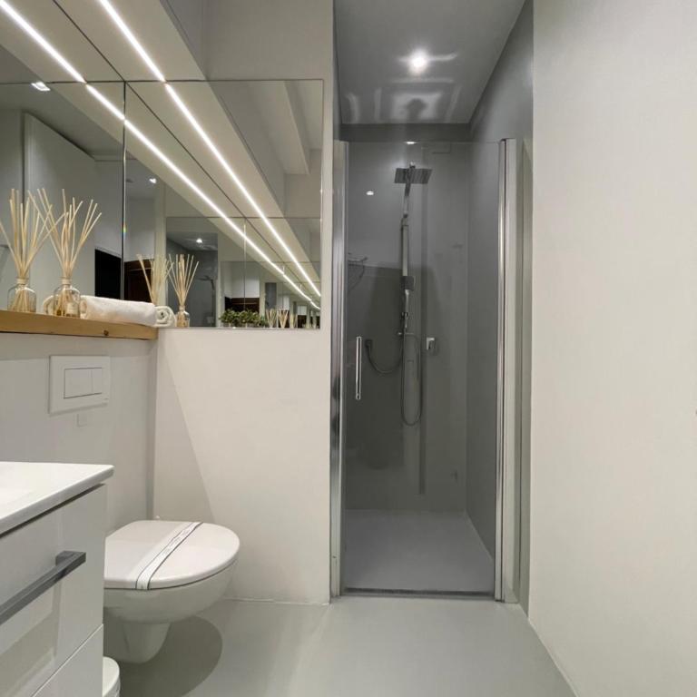 Duomo Central Suite - One-Bedroom Apartment - 30