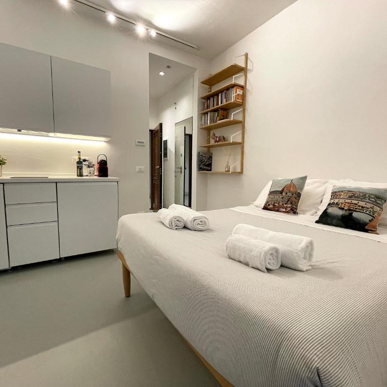 Duomo Central Suite - One-Bedroom Apartment - 39