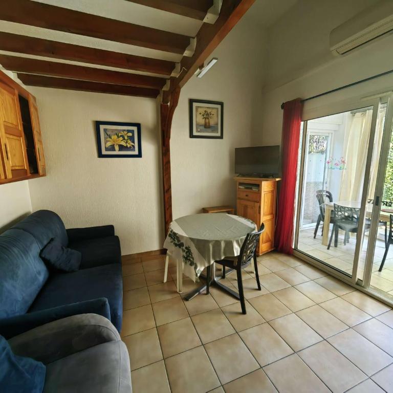 Villa Mitoyenne Climatisée, Piscine, Parking, 450m de la Plage - FR-1-607-17 - Maison de Vacances - 20