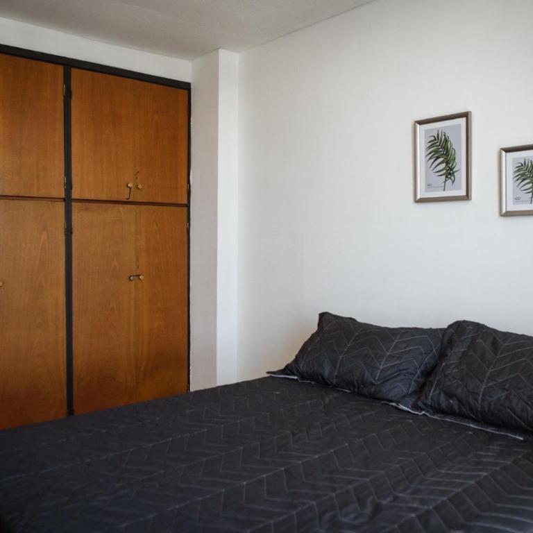 Depto centro 2 dorm con cochera - Apartamento de 2 dormitorios - 34