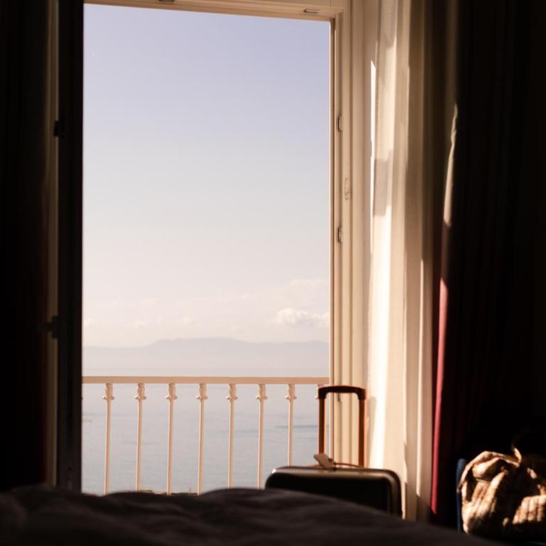 De Bonart Naples, Curio Collection By Hilton - Camera Superior Doppia con letti singoli vista mare - 1