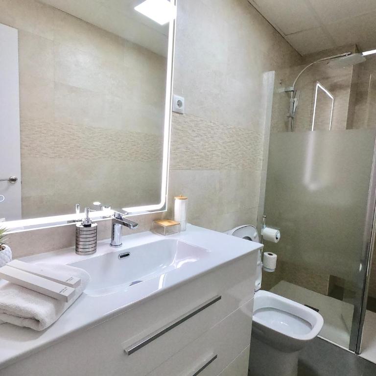 Oshun Valdecanillas - One-Bedroom Apartment - 25