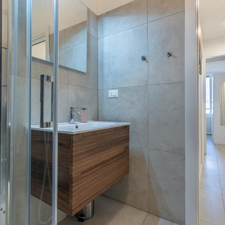 GuestHost - Central Charm - 200m from Bologna Station - Appartamento con 2 Camere da Letto - 19