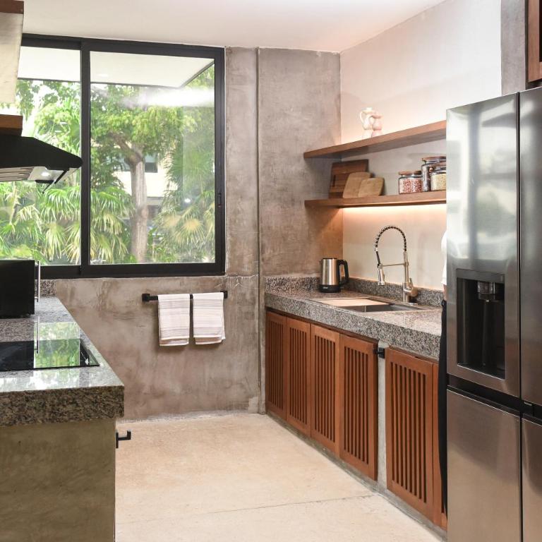 Residencia Cancún Alberca privada y 6 habitaciones - Casa - 4