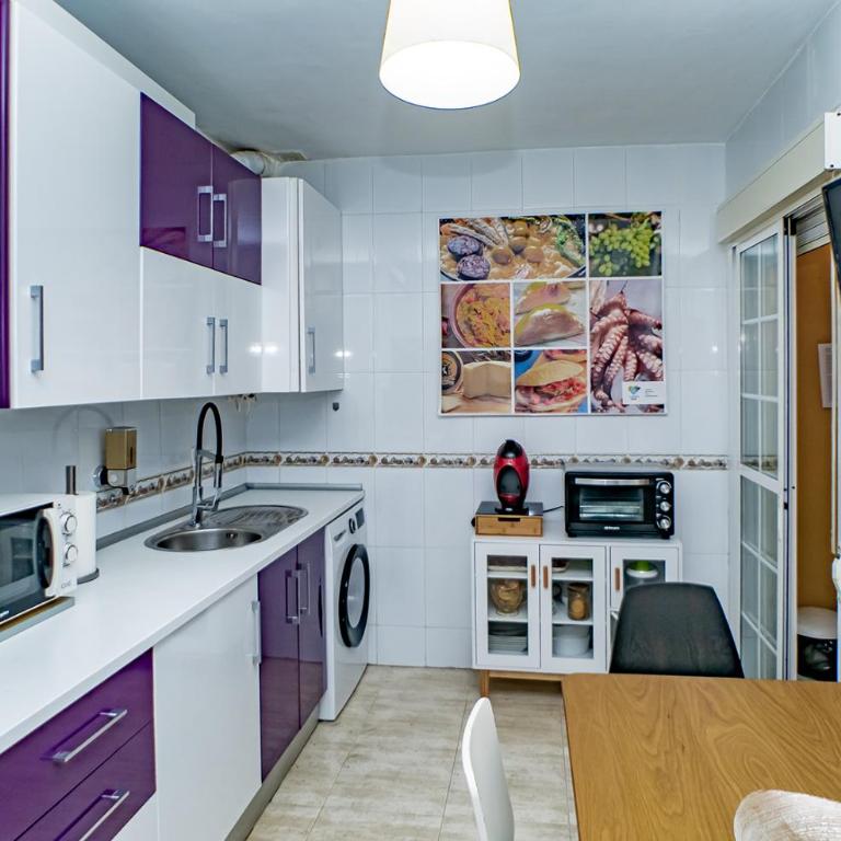 Un trocito de España - Three-Bedroom Apartment - 36