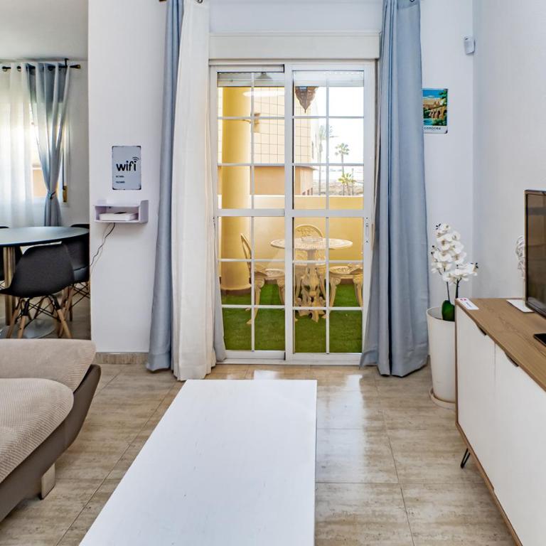 Un trocito de España - Three-Bedroom Apartment - 19