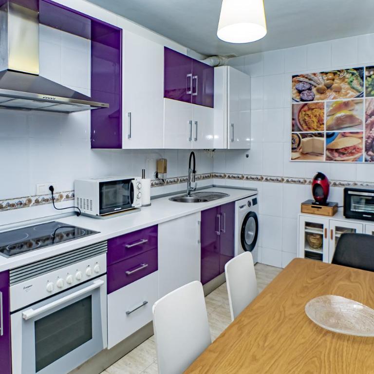 Un trocito de España - Three-Bedroom Apartment - 29