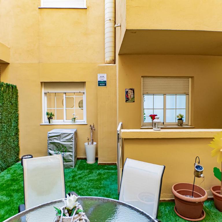 Un trocito de España - Three-Bedroom Apartment - 48
