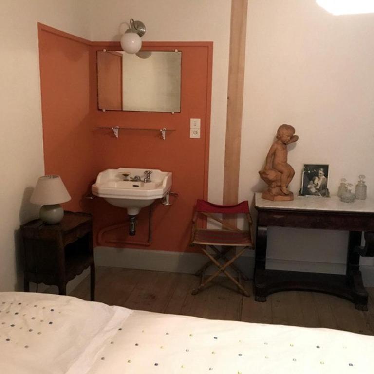 Chez Mamine, au coeur du village avec jardin - Maison 2 Chambres - 10