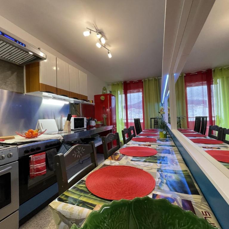 Meublé Les Dômes du Parc 12ème - Appartement 3 Chambres avec Balcon - 24