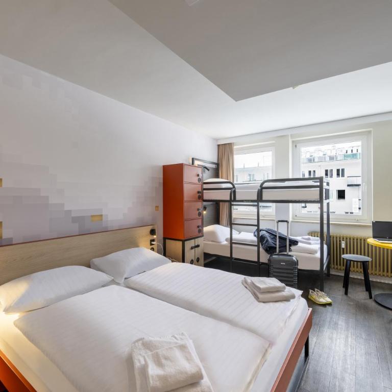 MEININGER Hotel München Zentrum - 6-Bed Room - 1