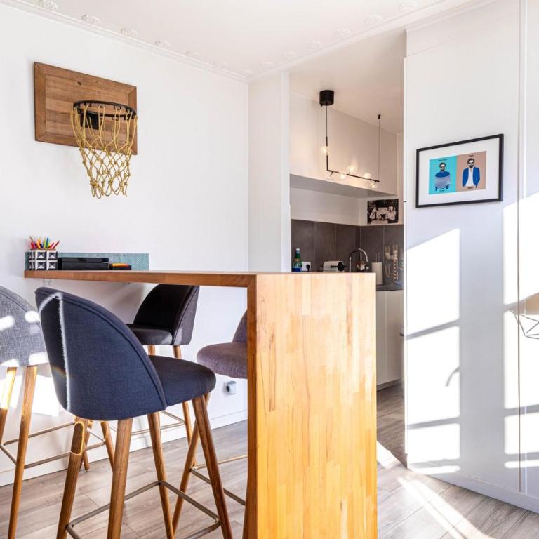 GuestReady - Elevated Charm near Notre-Dame - Apartment - 7