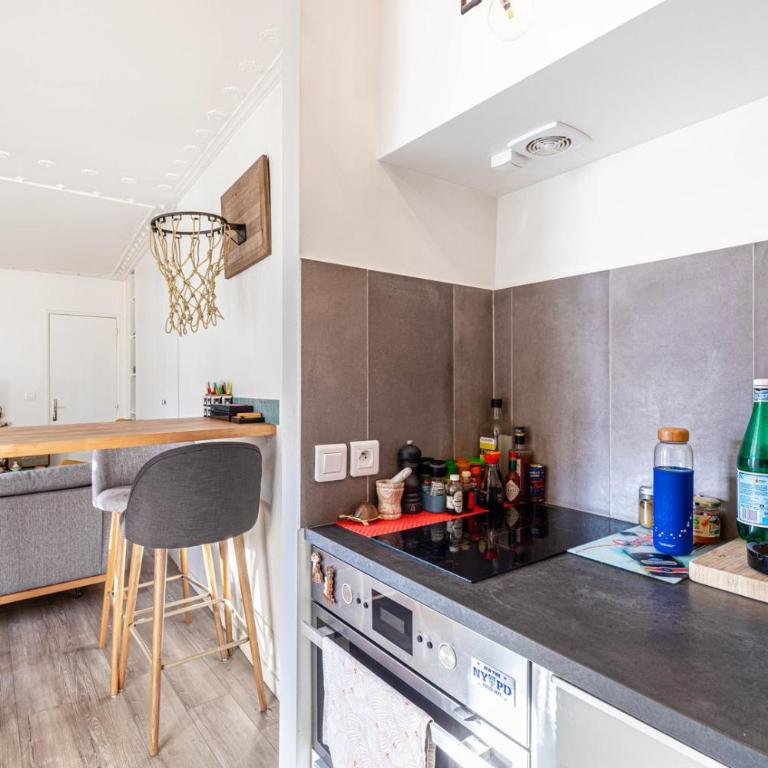 GuestReady - Elevated Charm near Notre-Dame - Apartment - 8