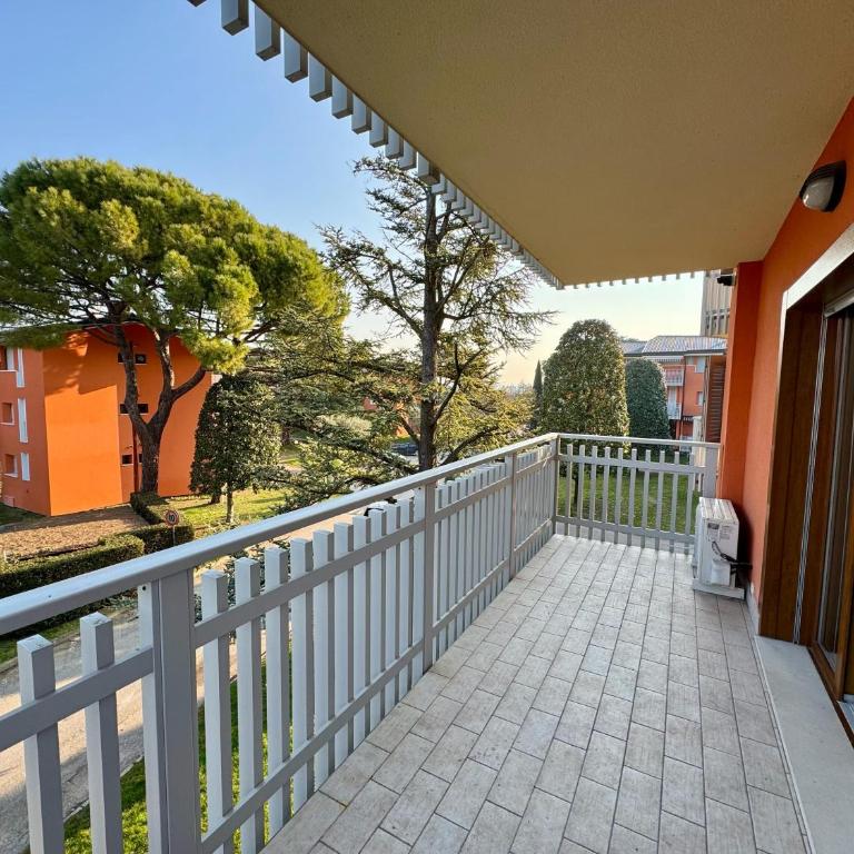 Premium Apartments Peschiera - Appartamento con 2 Camere da Letto e Terrazza - 6