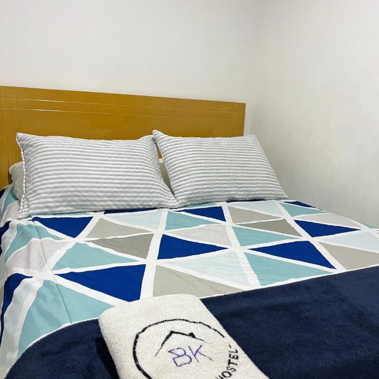 Bogotá Kings 302 - Double Room with Shared Bathroom - 4