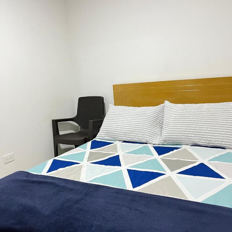 Bogotá Kings 302 - Habitación Doble con baño compartido - 12