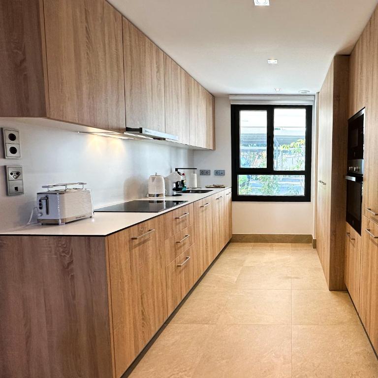 Hola sol! - Two-Bedroom Apartment - 11