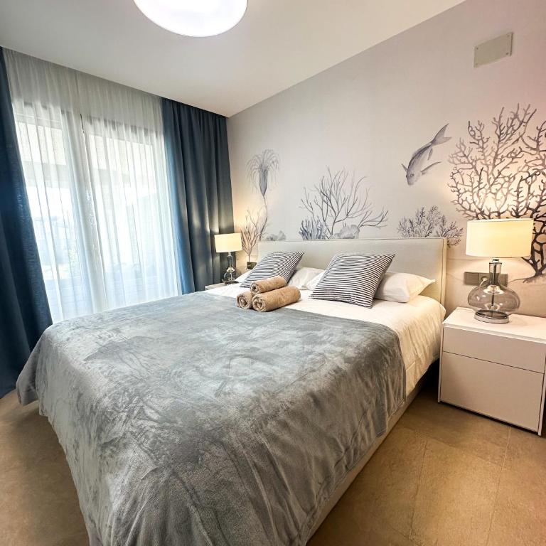 Hola sol! - Two-Bedroom Apartment - 21