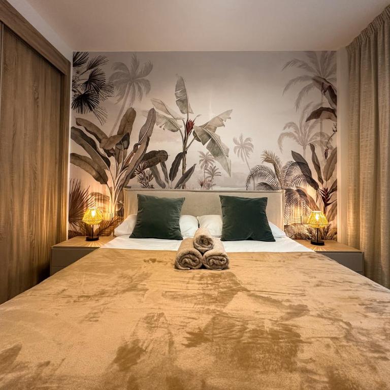 Hola sol! - Two-Bedroom Apartment - 16