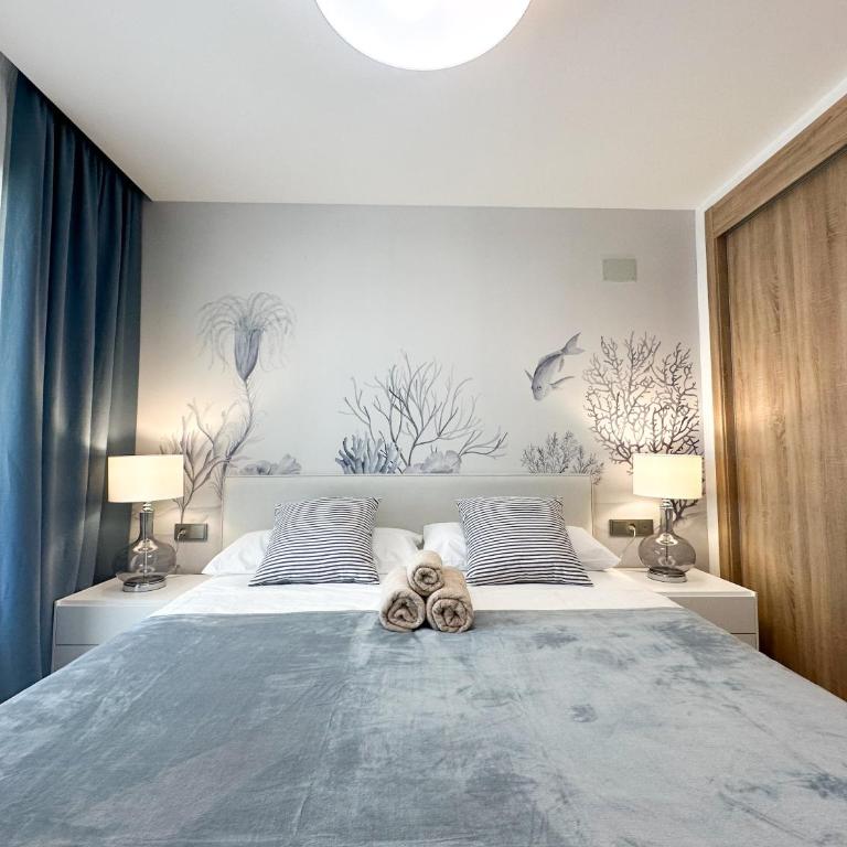 Hola sol! - Two-Bedroom Apartment - 20