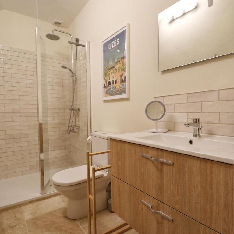 La Grande Bourgade-Authentique Maison en Pierre avec Terrasse Climatisation au Cœur d'Uzès - Appartement 2 Chambres - 19