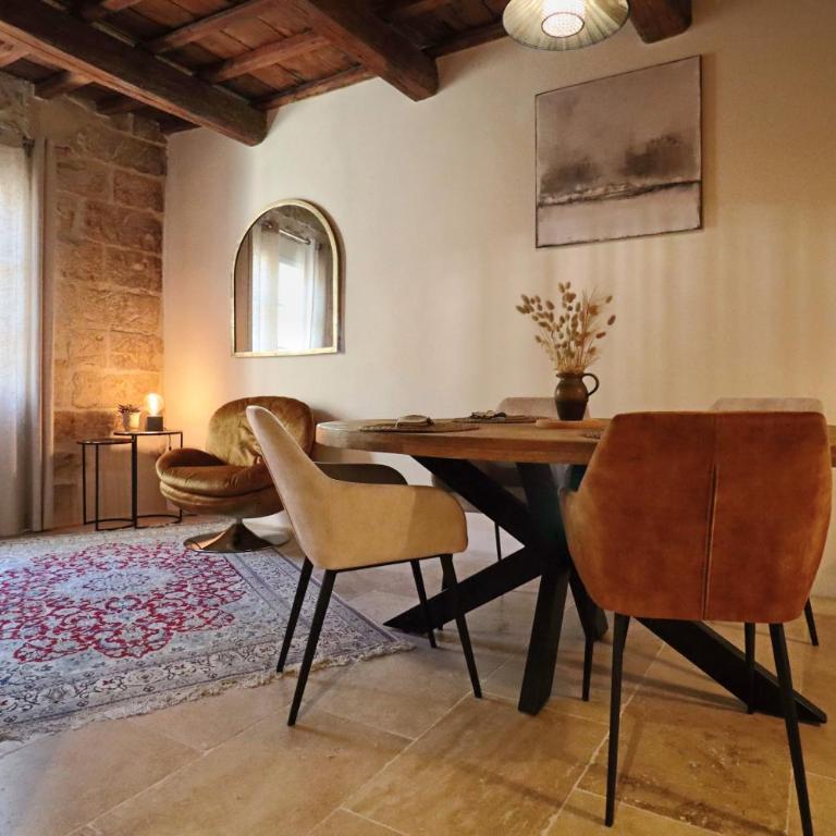 La Grande Bourgade-Authentique Maison en Pierre avec Terrasse Climatisation au Cœur d'Uzès - Appartement 2 Chambres - 41