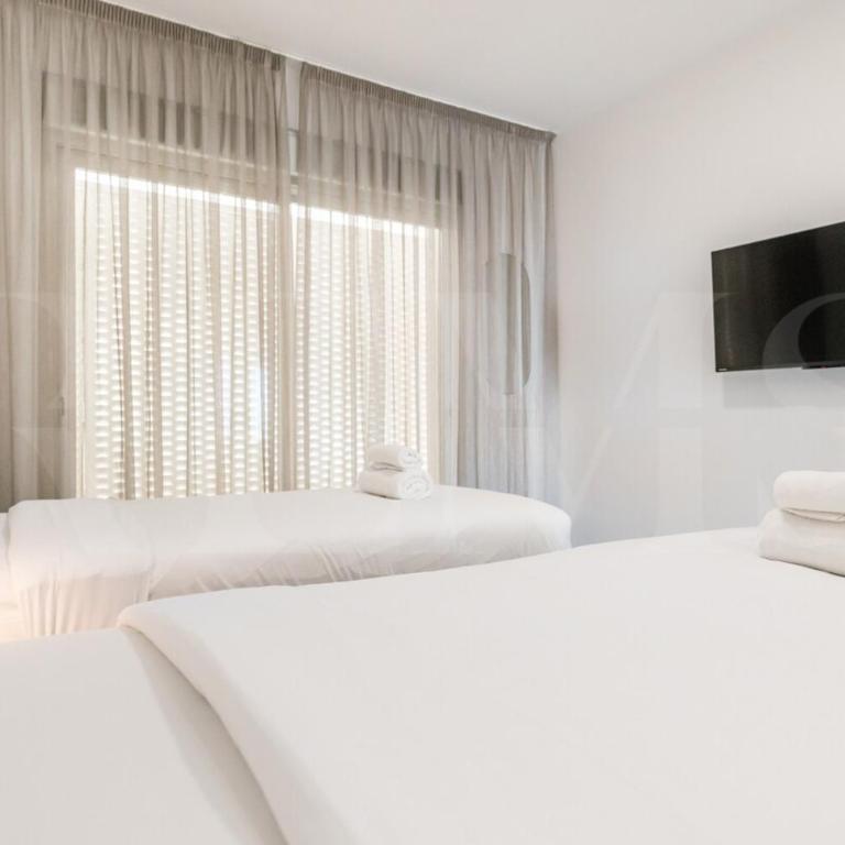 Sea view haven with terrace and parking REMS - Two-Bedroom Apartment - 13