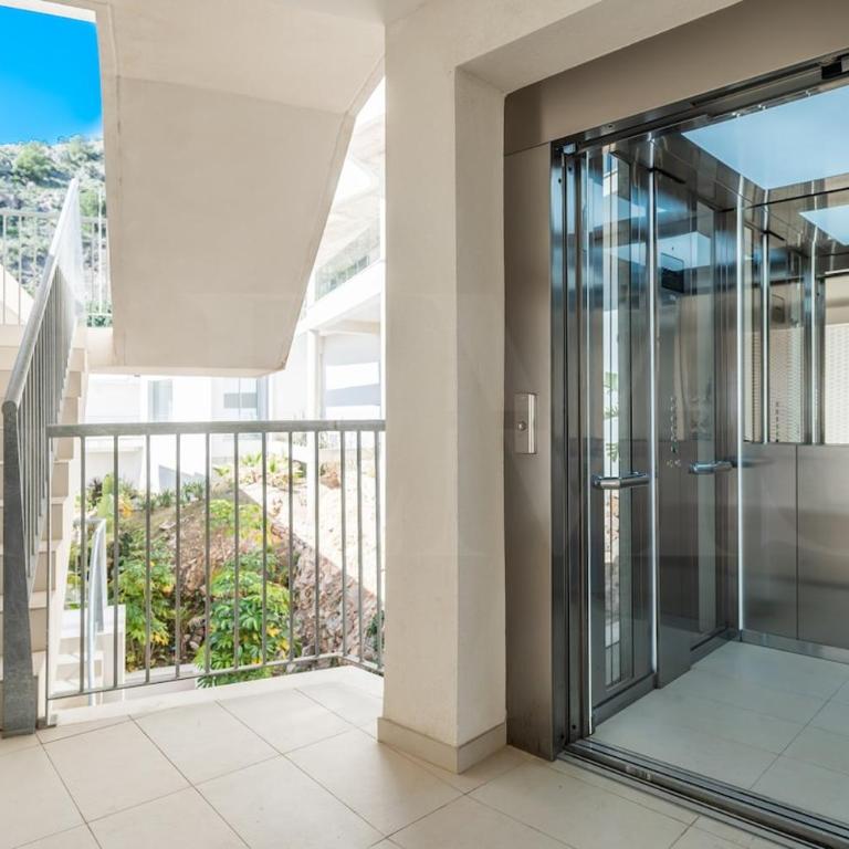 Sea view haven with terrace and parking REMS - Two-Bedroom Apartment - 45