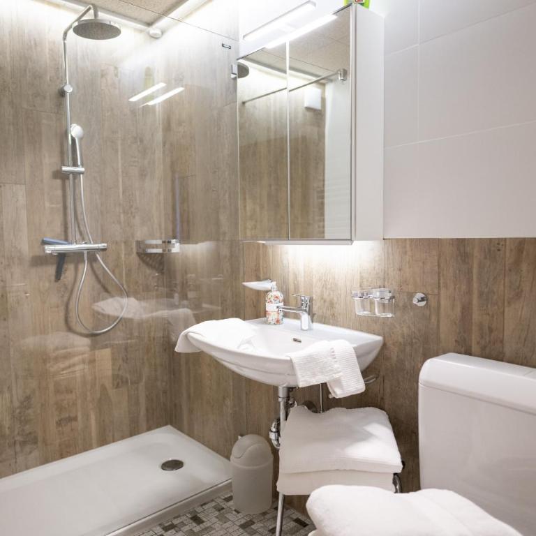 Feriensiedlung Trü 7 - Apartment mit Balkon - 15