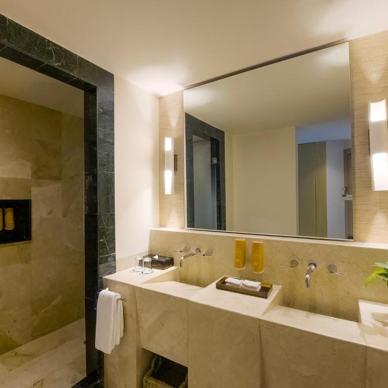 Grand Park Royal Cancun - All Inclusive - Habitación Superior Premier frente al mar - 7