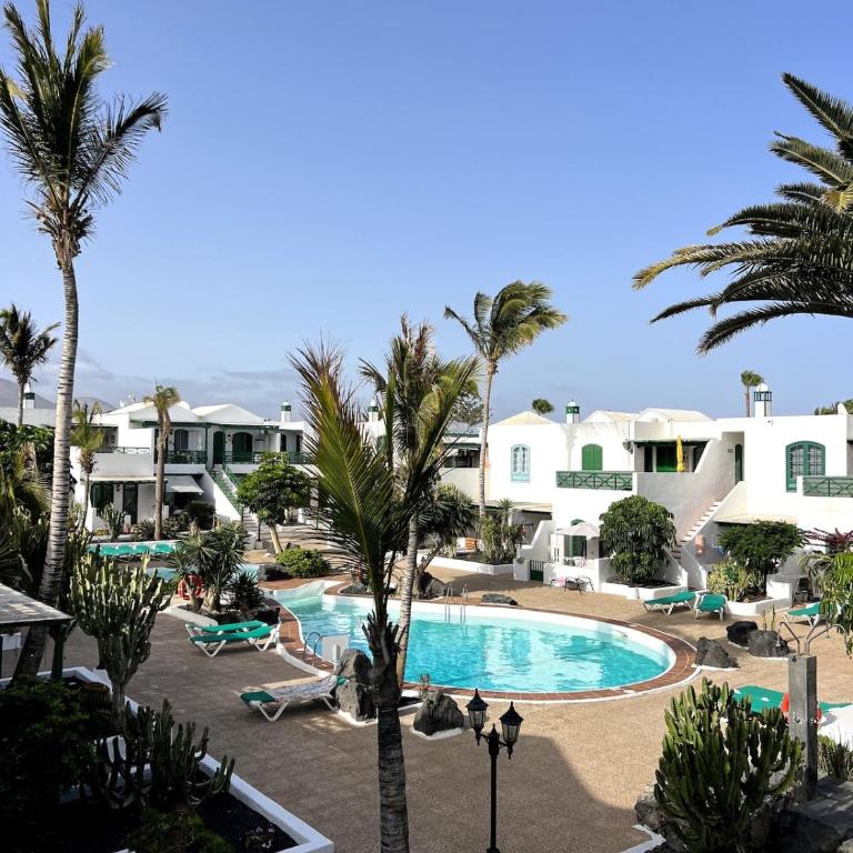 Lanzarote Beach House - Apartamento de 2 dormitorios con vistas a la piscina - 12